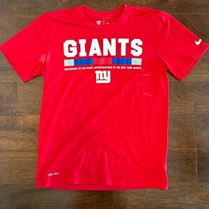 New York Giants Never Worn Red Nike Dri-Fit Shirt Size Adult Medium